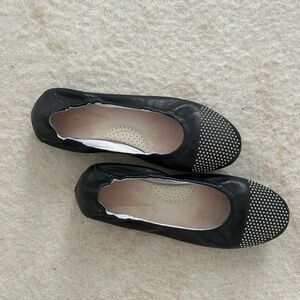 Ninette Italian leather Black Studded Toe Ballet Flats 7 or 38